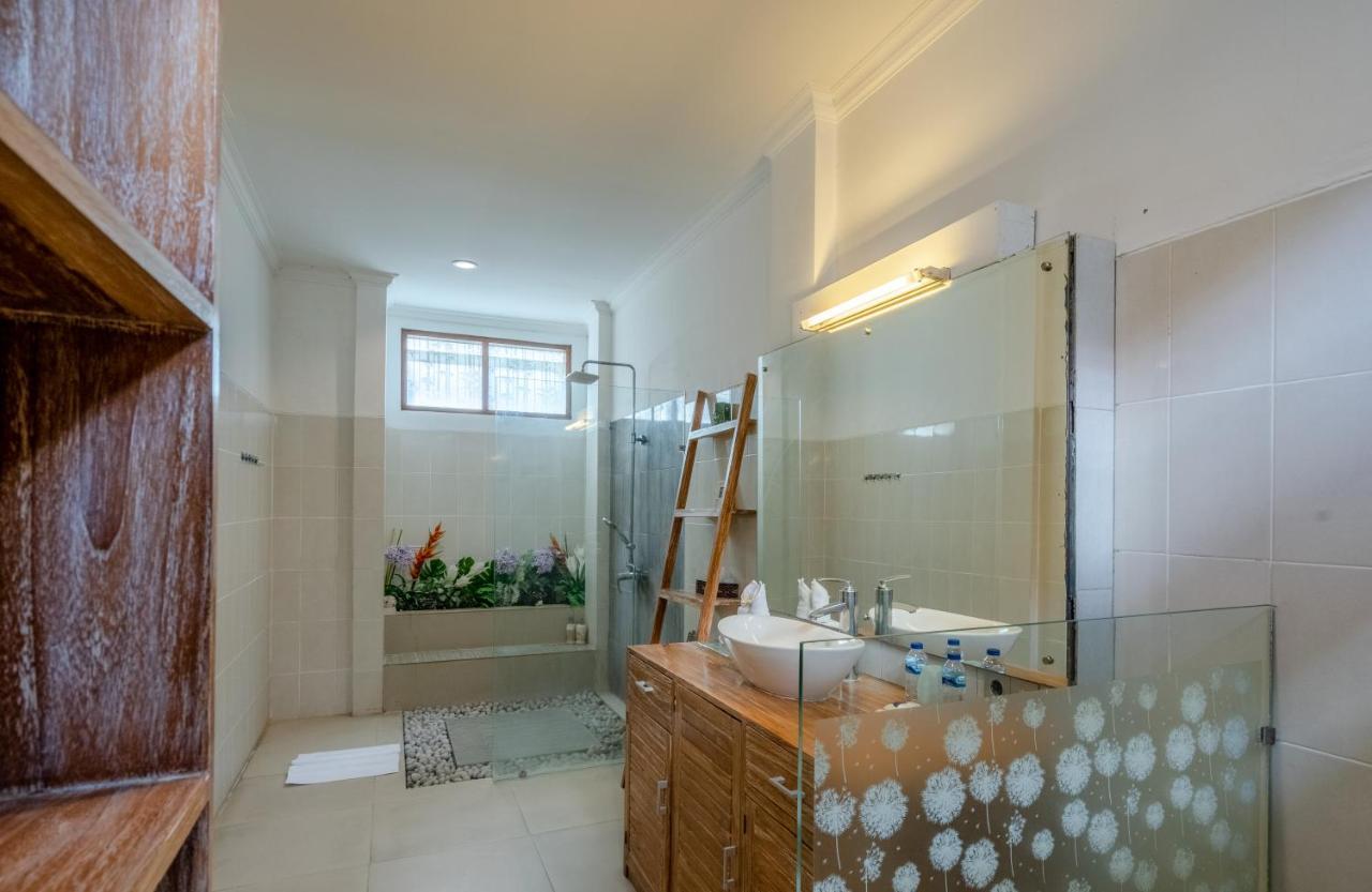 Villa Alleira Seminyak By Best Deals Asia Hospitality 외부 사진
