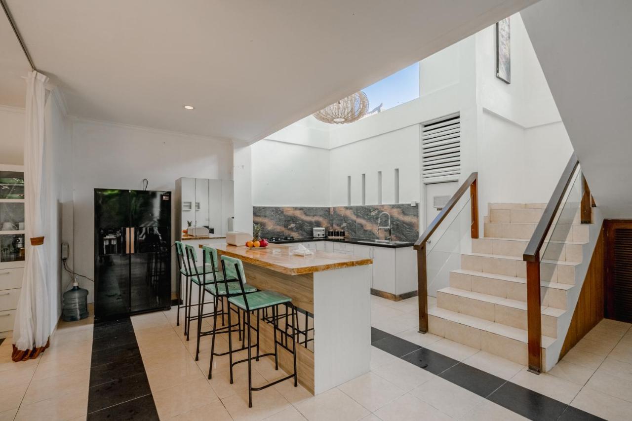Villa Alleira Seminyak By Best Deals Asia Hospitality 외부 사진